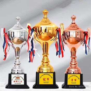 Prispôsobiteľné veľké komerčné pokryté kovom trofej trofej futbal, basketbal trofej medaila so suvenírmi univerzálny trofej